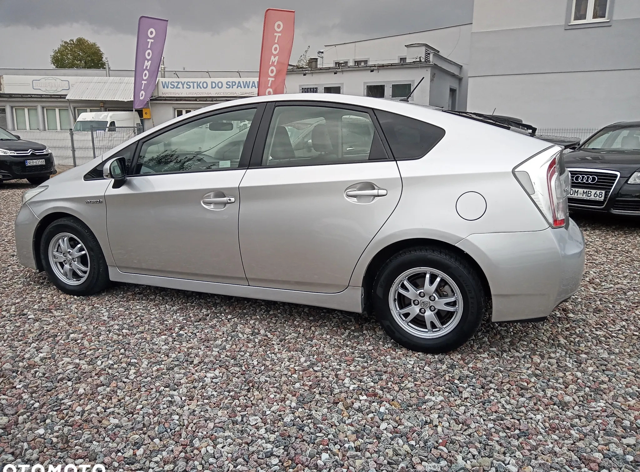 Toyota Prius cena 49900 przebieg: 142530, rok produkcji 2013 z Żnin małe 742